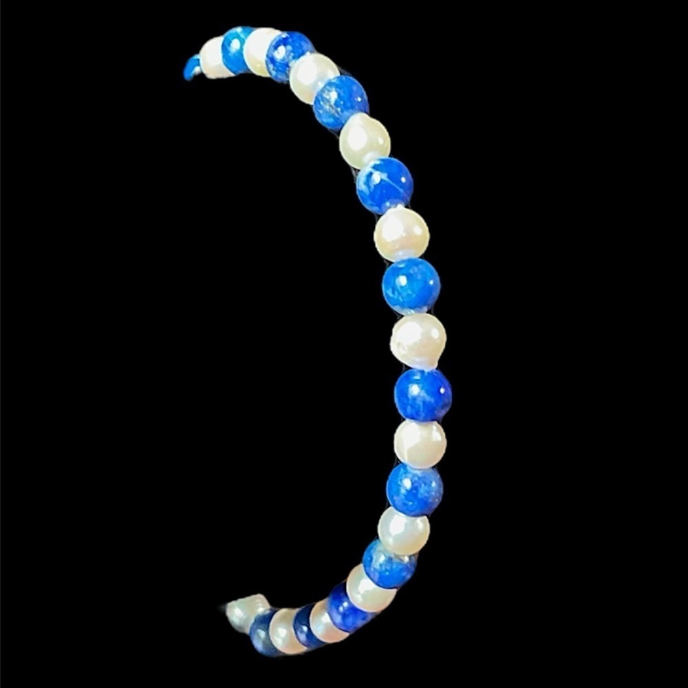 Vintage Cultured Pearl and Lapis Bead Estate Bracelet